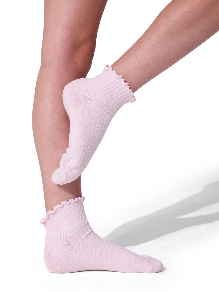 Capezio Socks with Scalloped Edge BG107C