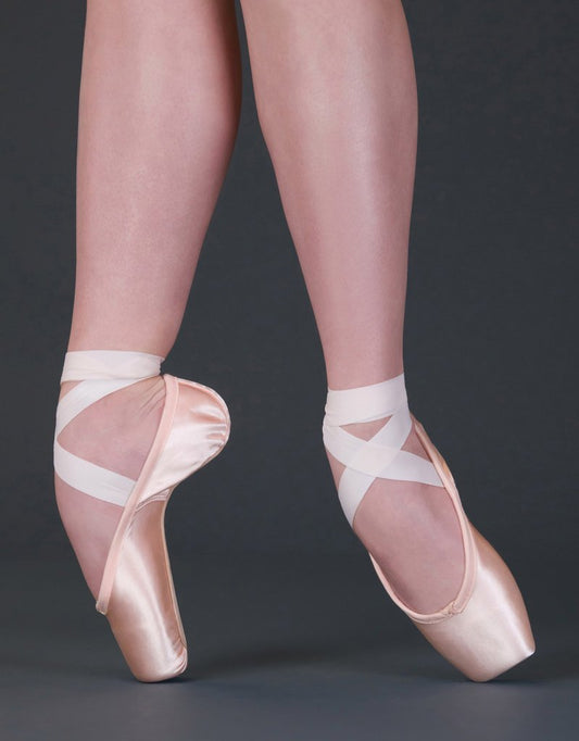 Stellar Pointe Shoe Standard Shank in Sizes 5 and Up